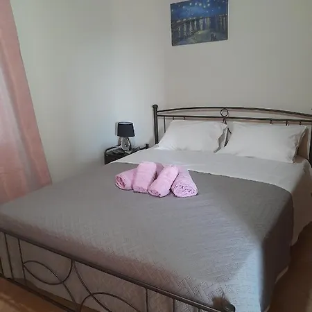 Matoula House Hébergement de vacances Vingláfia